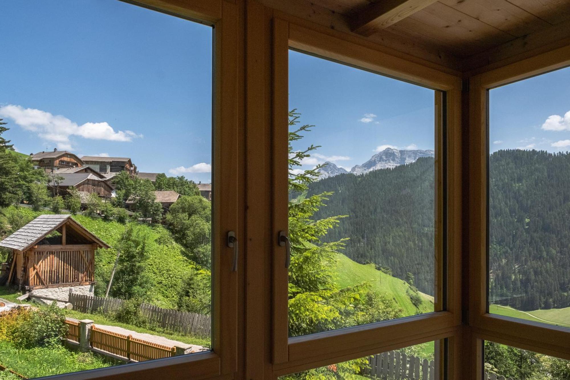 Ciasa Iachin - Dolomites Dream Retreat Daire San Martino in Badia Dış mekan fotoğraf