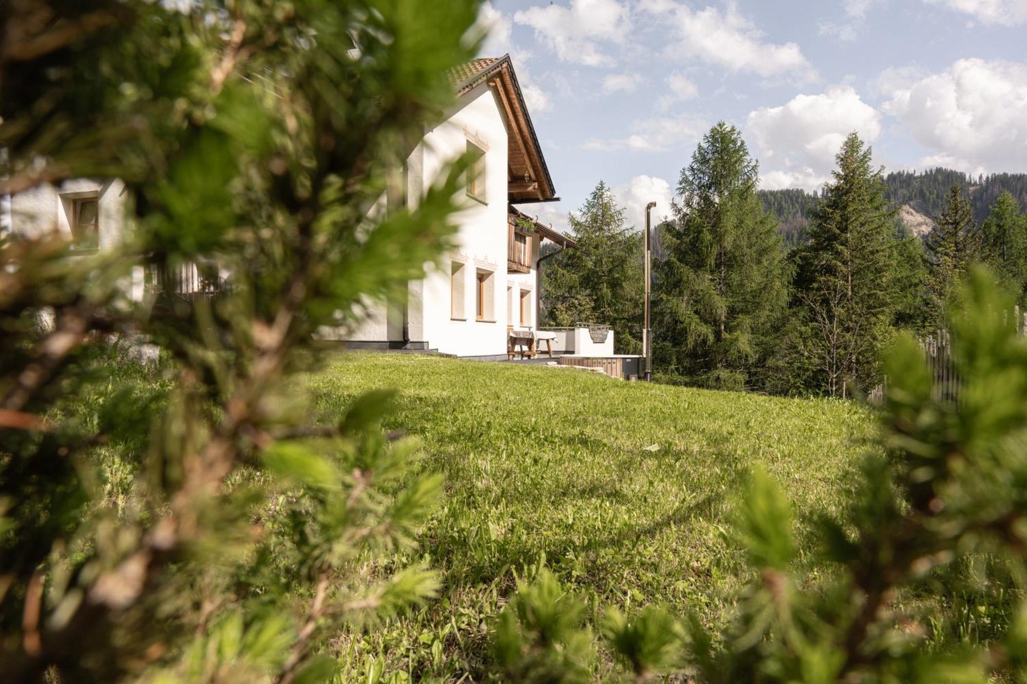 Ciasa Iachin - Dolomites Dream Retreat Daire San Martino in Badia Dış mekan fotoğraf